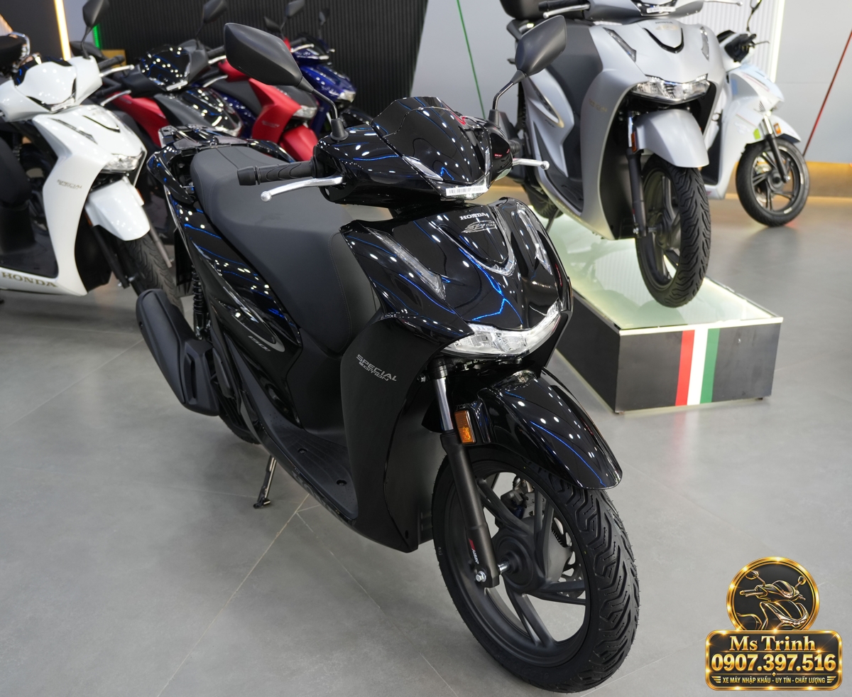 Honda SH150i Ý đen bóng 2027 tại Gia Lai - Sơn bóng lịch sự, tiện ích cho mỗi ngày