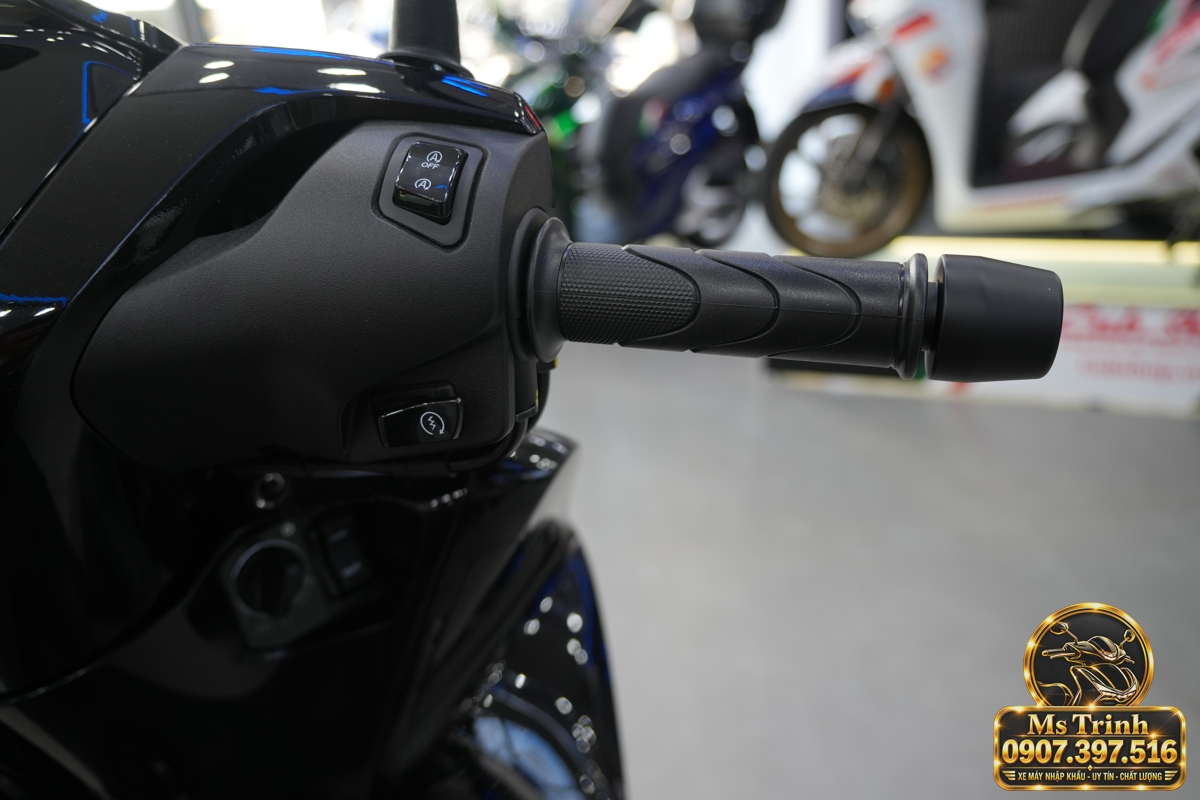 Honda SH150i Ý đen bóng 2027 tại Gia Lai - Sơn bóng lịch sự, tiện ích cho mỗi ngày