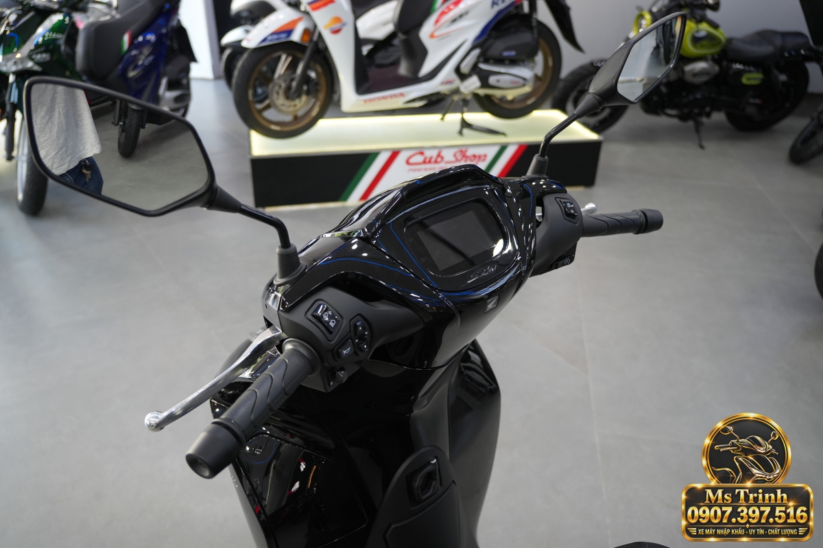 Honda SH150i Ý đen bóng 2027 tại Gia Lai - Sơn bóng lịch sự, tiện ích cho mỗi ngày