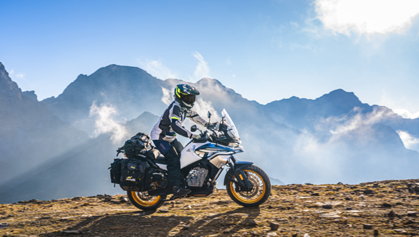 CF Moto 800MT Explorer 2025, ADV Cao Cấp Nhất, Chính Hãng, Giá Tốt tại Gia Lai