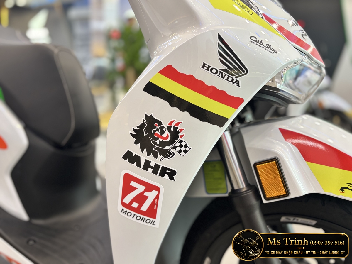 Honda SH150 Ý Malossi 2026 tại Gia Lai - Tem custom thể thao, dáng SH thanh lịch