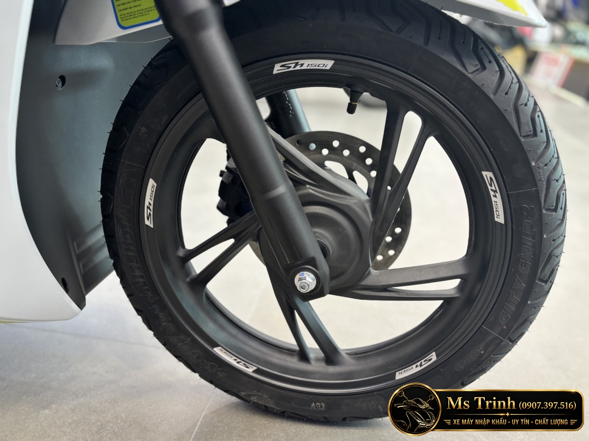 Honda SH150 Ý Malossi 2026 tại Gia Lai - Tem custom thể thao, dáng SH thanh lịch