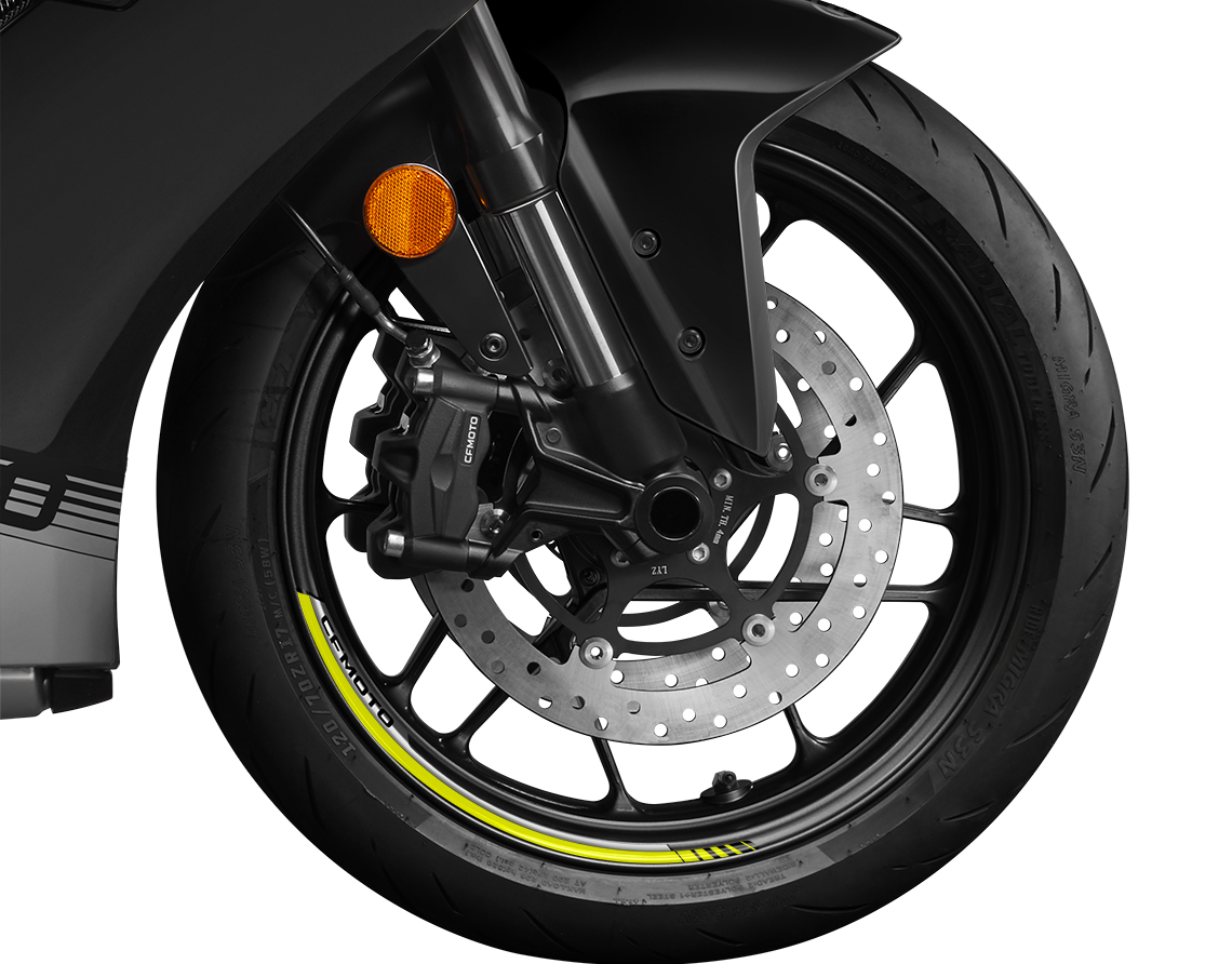 CF Moto VOOM 500SR, 4 Xi Lanh Thẳng Hàng, Retro Sport Độc Đáo tại Gia Lai