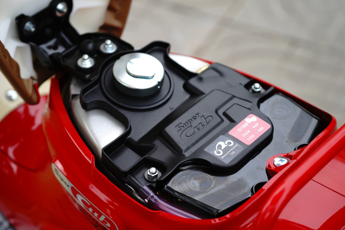 Honda Super Cub 110ABS Hello Kitty Edition, Made In Japan tại Gia Lai