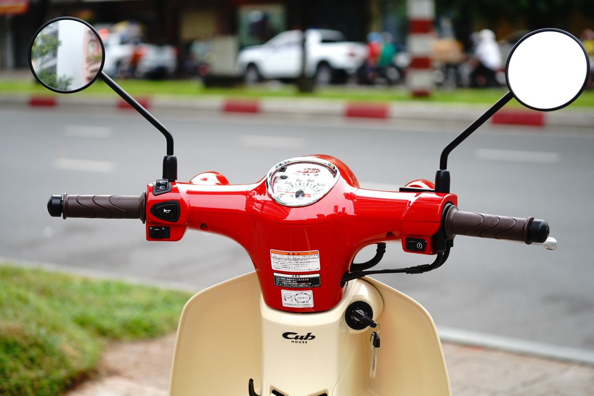 Honda Super Cub 110ABS Hello Kitty Edition, Made In Japan tại Gia Lai