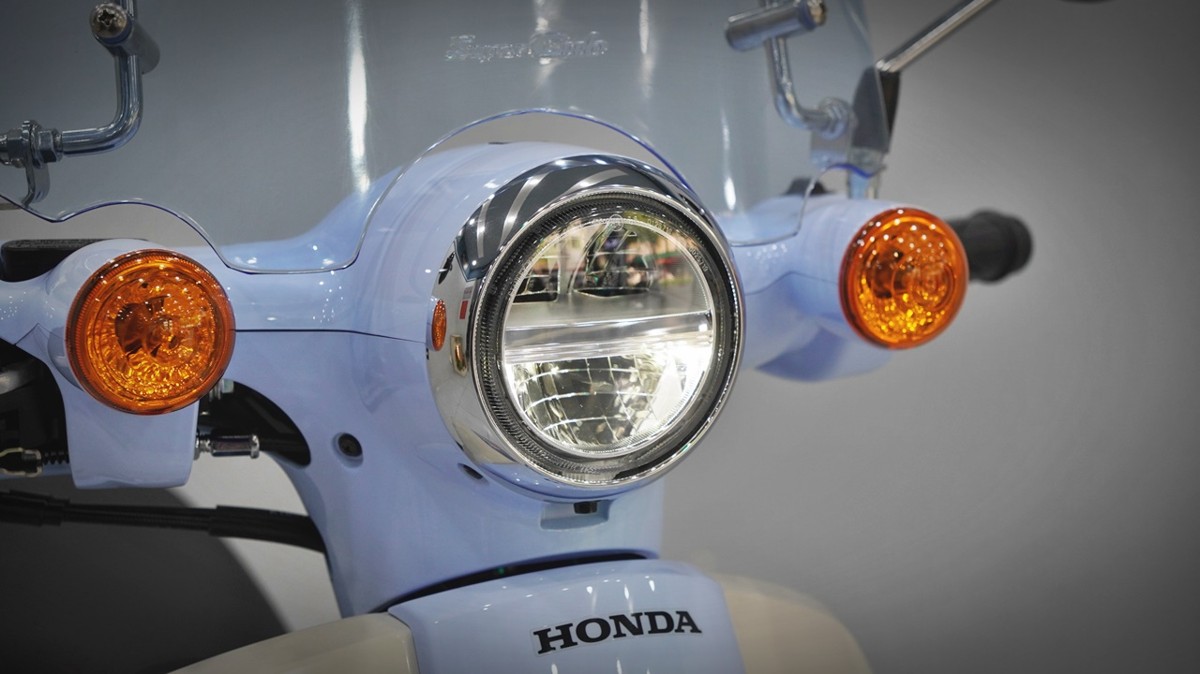 Honda Cub 110 Fujisan bản giới hạn tại Gia Lai - Thiết kế đậm chất Nhật Bản
