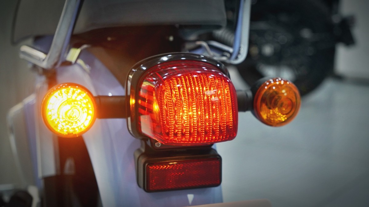 Honda Cub 110 Fujisan bản giới hạn tại Gia Lai - Thiết kế đậm chất Nhật Bản