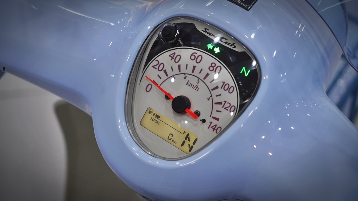 Honda Cub 110 Fujisan bản giới hạn tại Gia Lai - Thiết kế đậm chất Nhật Bản