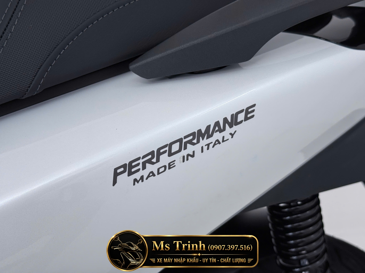 Honda SH150i Special Edition Standard nhập HMR Ý màu trắng tại Gia Lai: Giá trị nằm trong từng chi tiết nguyên bản