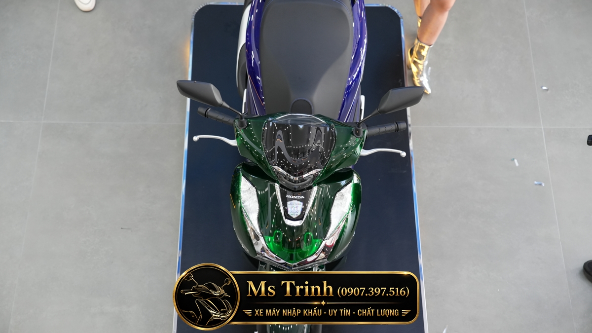 Honda SH150i Vetro Green - Sapphire tại Gia Lai: SH Ý Limited 200 xe