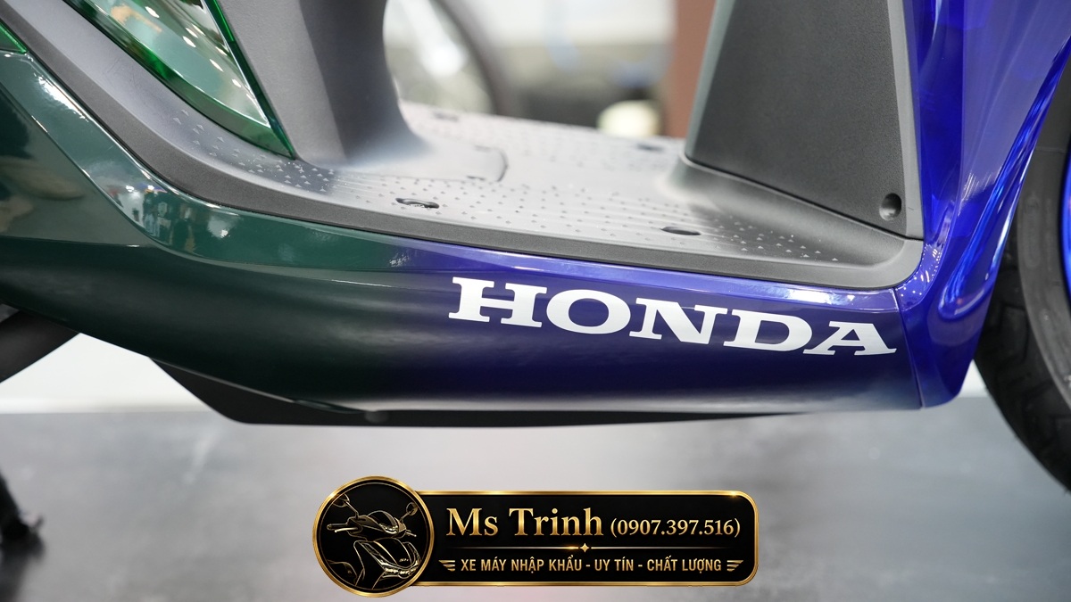 Honda SH150i Vetro Sapphire - Green tại Gia Lai: SH Ý 2 trong 1 giới hạn 200 xe