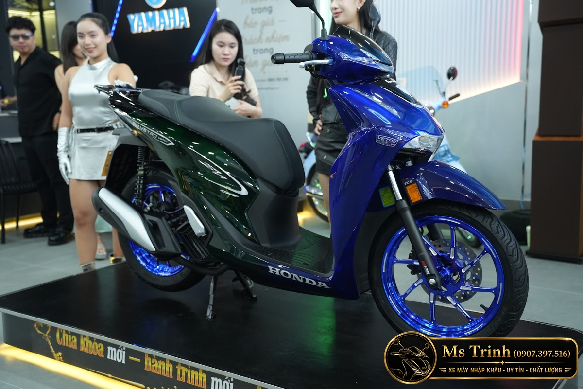 Honda SH150i Vetro Sapphire - Green tại Gia Lai: SH Ý 2 trong 1 giới hạn 200 xe