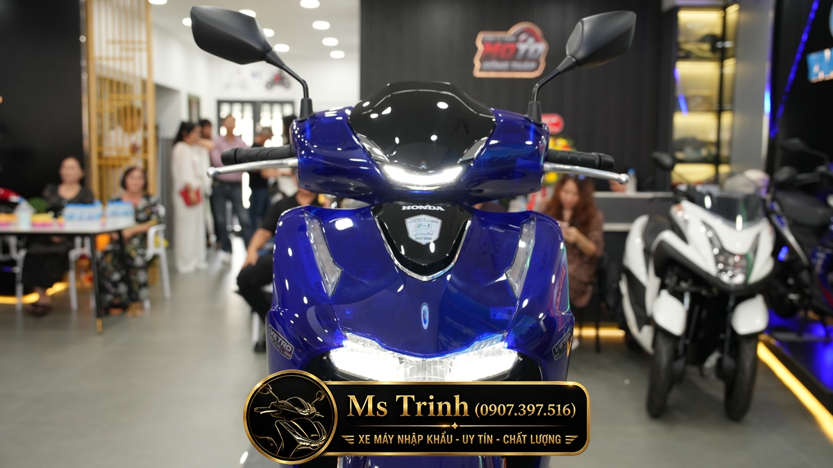 Honda SH150i Vetro Sapphire - Green tại Gia Lai: SH Ý 2 trong 1 giới hạn 200 xe