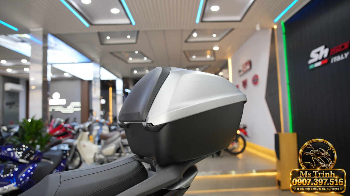 Honda SH150i Ý xám bạc 2027 tại Gia Lai - Nhập Ý, tem vàng sang trọng, giá tốt