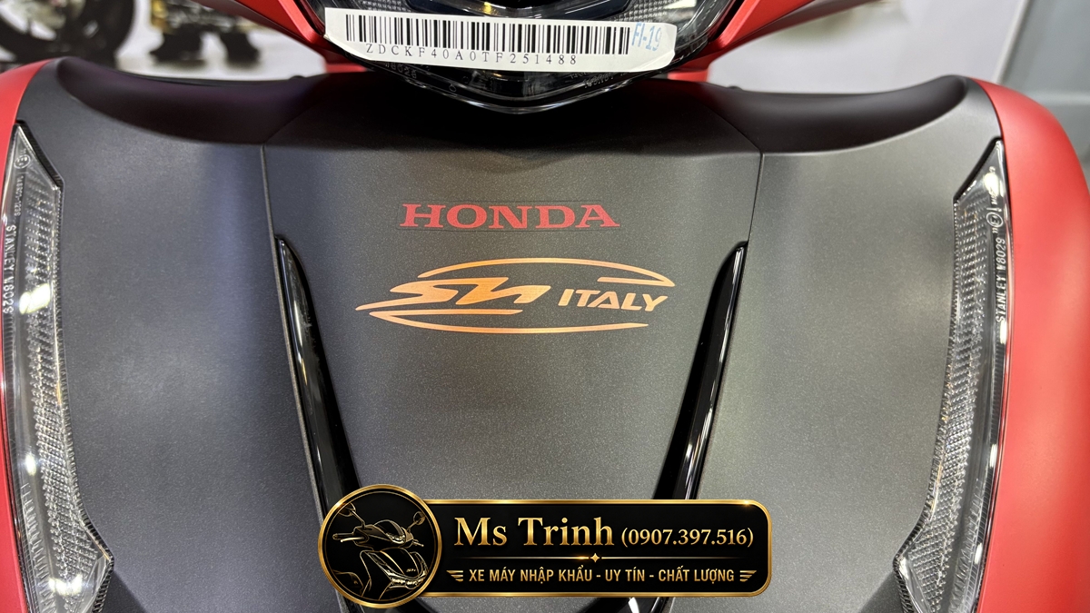 Honda SH150 Ý 2026 màu đỏ Sporty New Concept tại Gia Lai: Giá trị khác biệt của một chiếc SH nhập khẩu