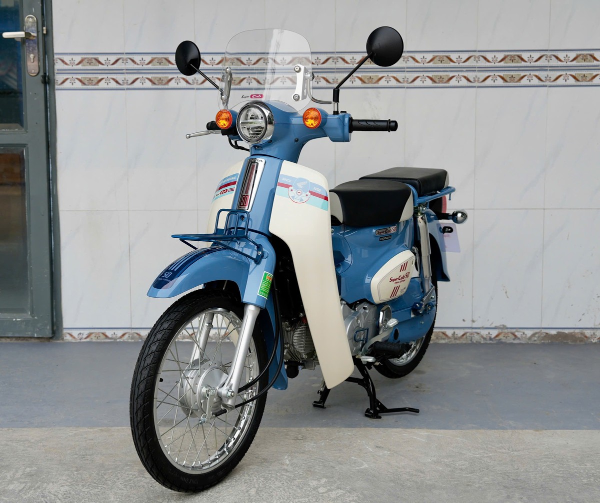 Honda Super Cub 50 Final Edition Custom Japan tại Gia Lai - Phiên bản sưu tầm hiếm