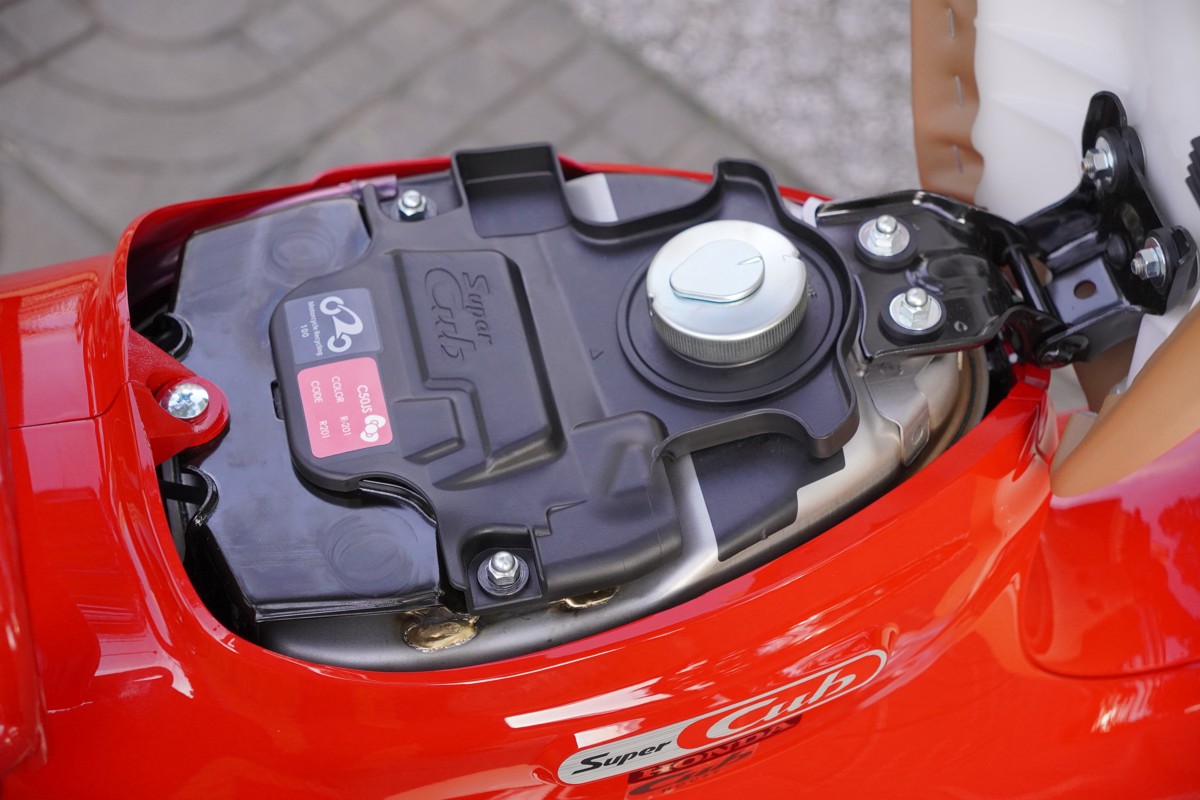 Honda Super Cub 50cc Hello Kitty Edition, Made In Japan, Hàng Hiếm tại Gia Lai