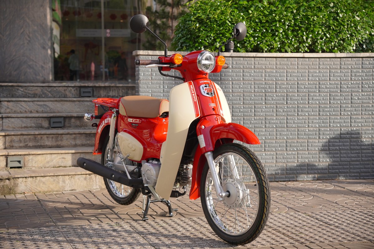 Honda Super Cub 50cc Hello Kitty Edition, Made In Japan, Hàng Hiếm tại Gia Lai