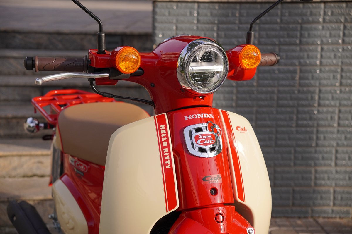 Honda Super Cub 50cc Hello Kitty Edition, Made In Japan, Hàng Hiếm tại Gia Lai