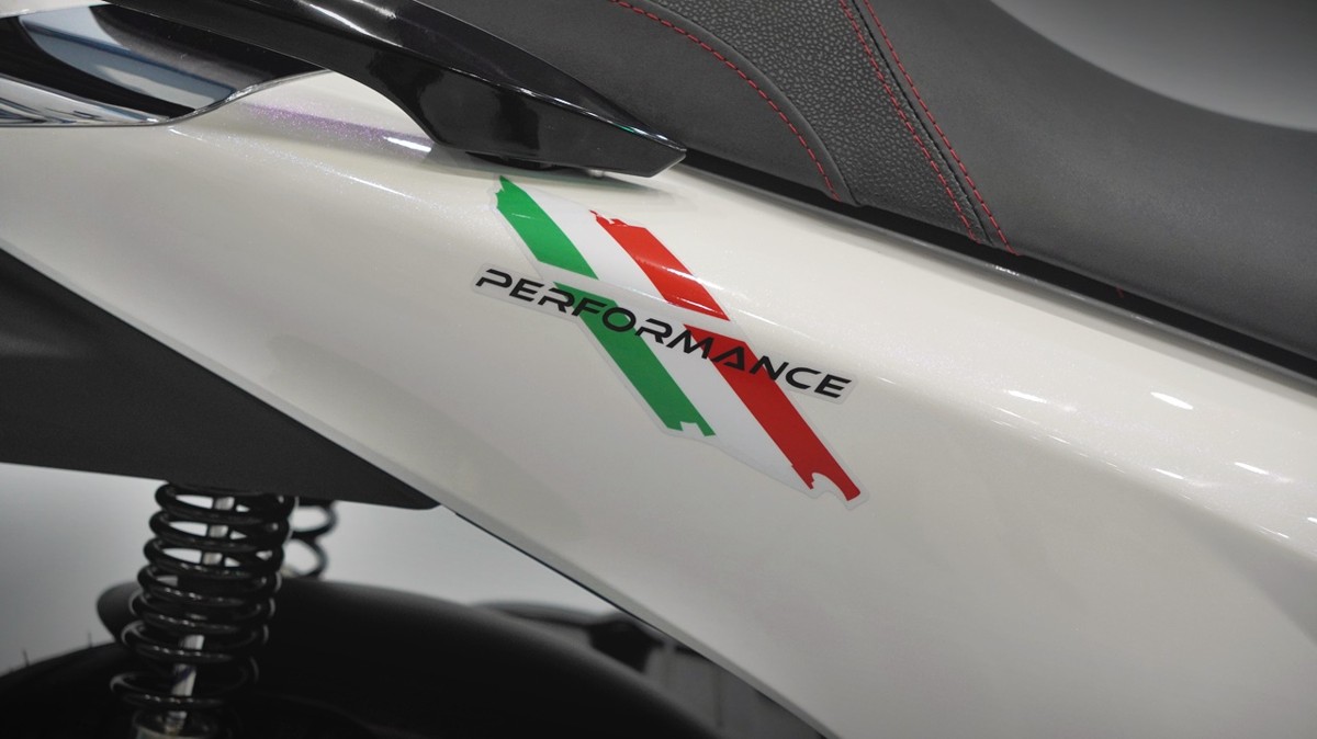 Honda SH150 trắng pha lê nhập Ý 2026 tại Gia Lai - Sport Edition chính ngạch, chuẩn chất Ý