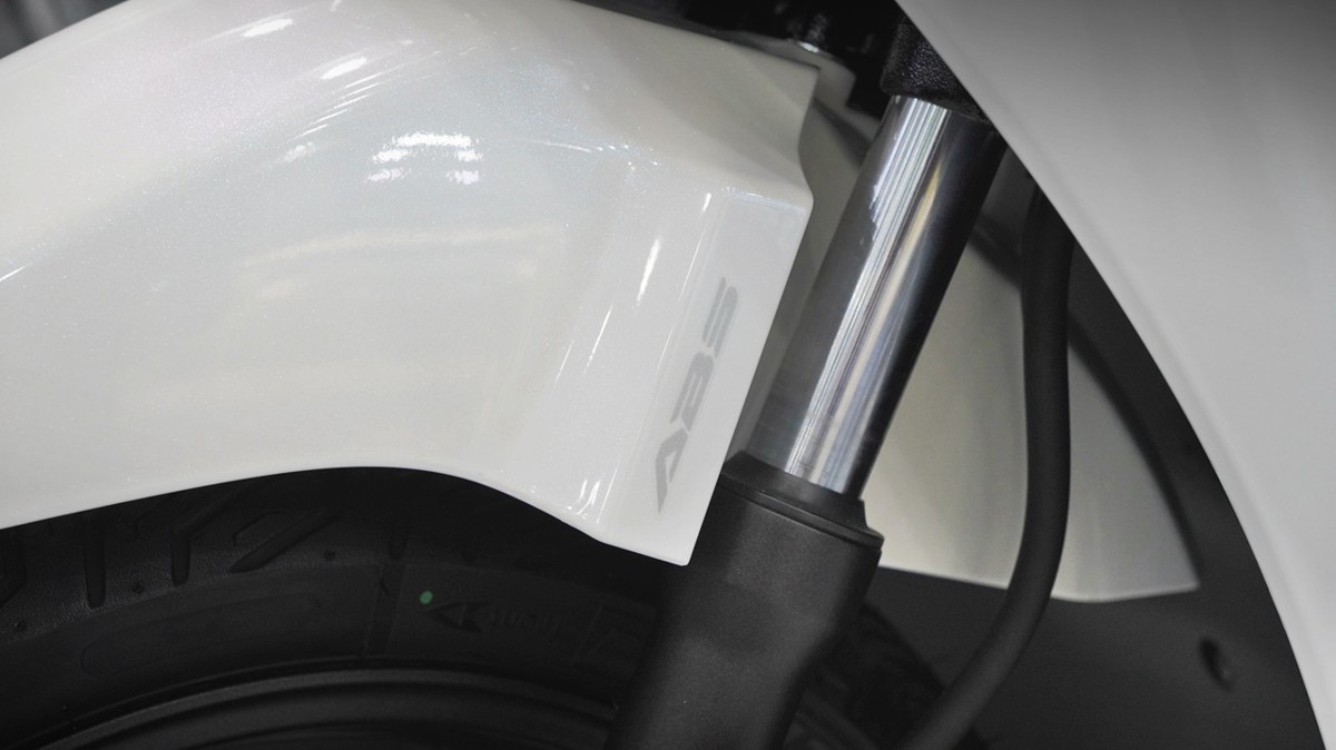 Honda SH150 trắng pha lê nhập Ý 2026 tại Gia Lai - Sport Edition chính ngạch, chuẩn chất Ý