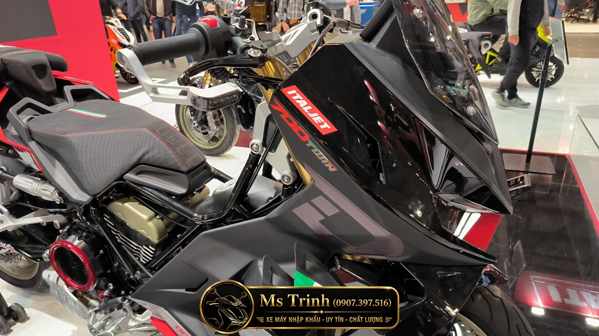 Italjet 700 2026 Tại Gia Lai - Chiến Binh Chỉ 700 Xe Hyper Scooter Cực Hiếm hồ sơ hải quan, nhập chính ngạch