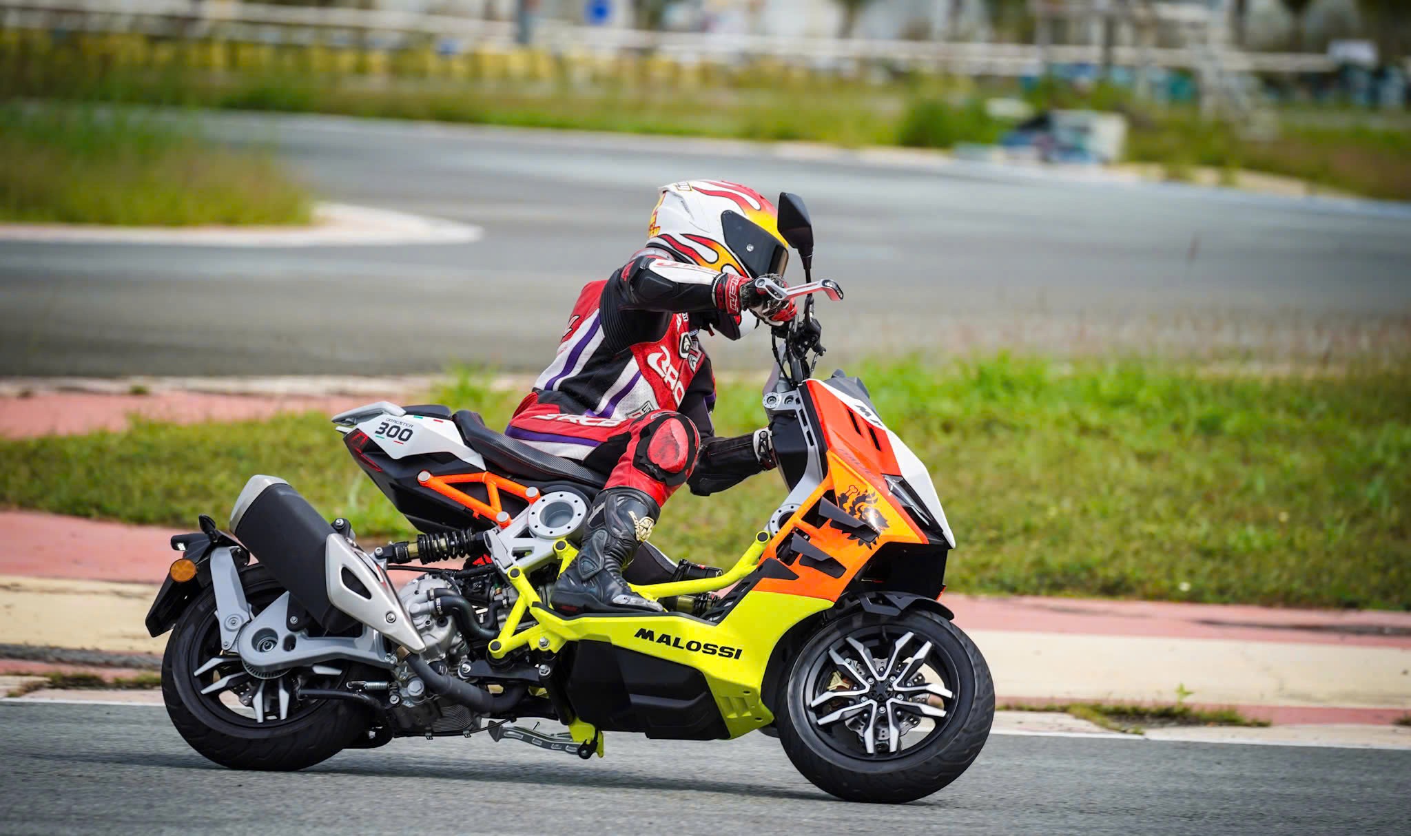 Italjet Dragster 300 Malossi, Xe Tay Ga Đua Nội Thành Thương Hiệu Italy tại Gia Lai