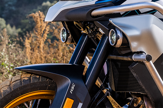 CF Moto 800MT Explorer 2025, ADV Cao Cấp Nhất, Chính Hãng, Giá Tốt tại Gia Lai