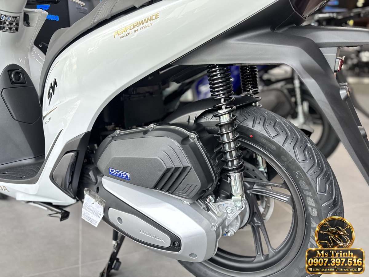 SH150i Ý 2027 màu trắng tại Gia Lai - Nhập khẩu nguyên chiếc, thiết kế sang trọng, giá tốt