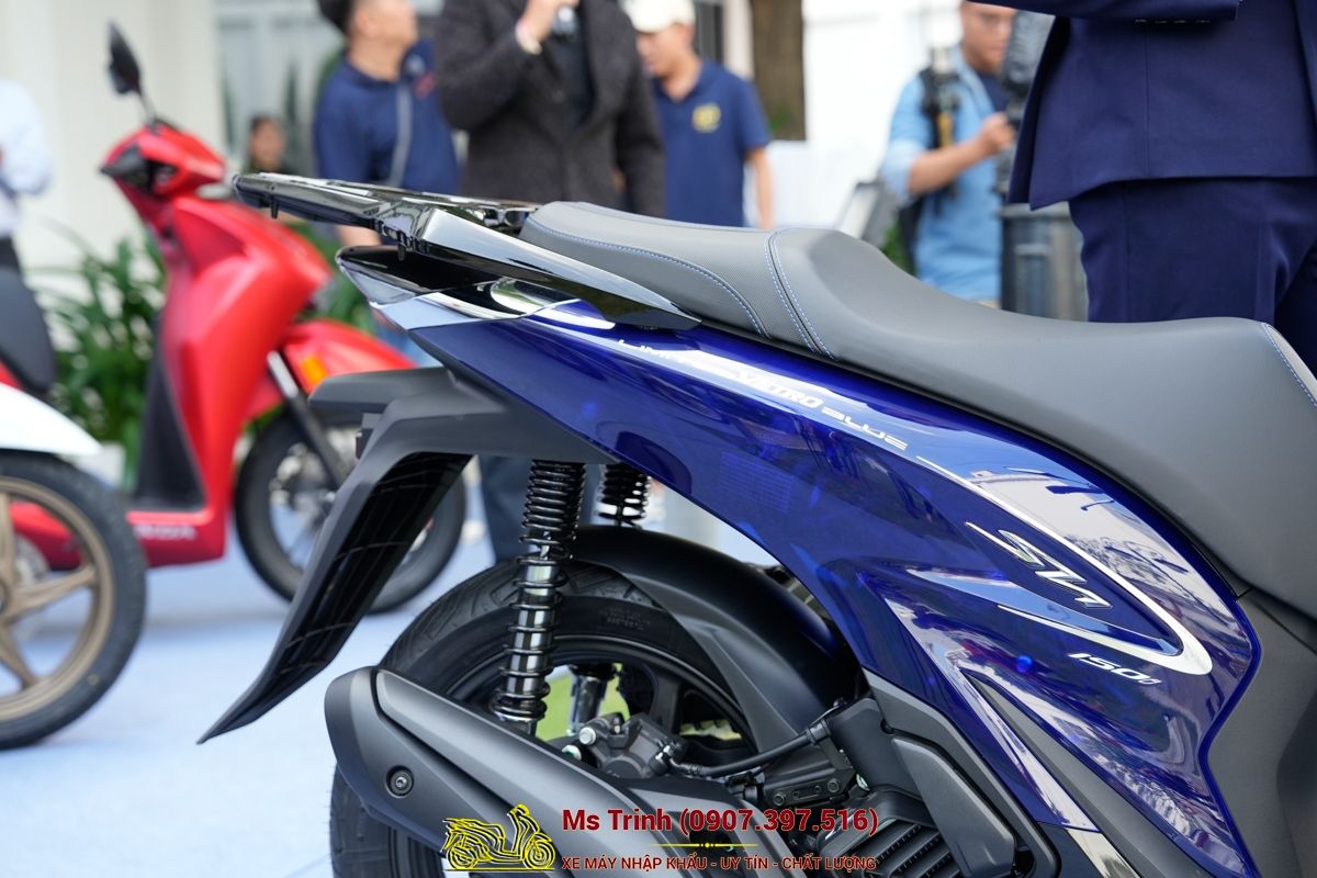 Honda SH150 Vetro Blue 2026 Limited Edition - Siêu phẩm SH Ý dàn áo xanh trong suốt cực hiếm tại Gia Lai