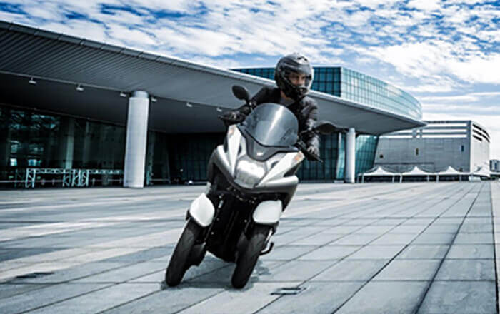 Yamaha Tricity 155 2025, Tay Ga bánh Kép Độc Đáo, Lần Đầu Tiên Có Tại Gia Lai