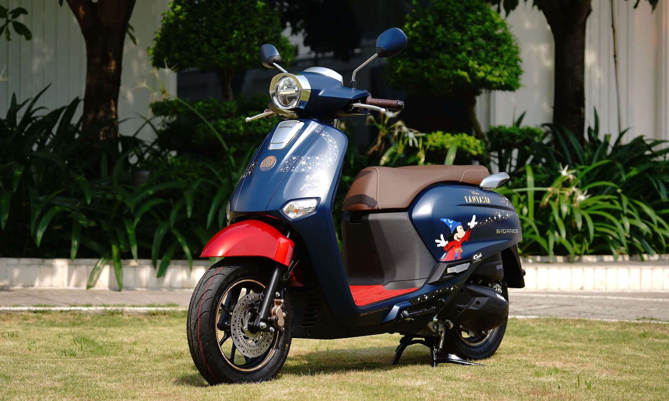 Honda Giorno+ Disney Fantasia 85, Bản Giới Hạn 2.000 xe tại Gia Lai