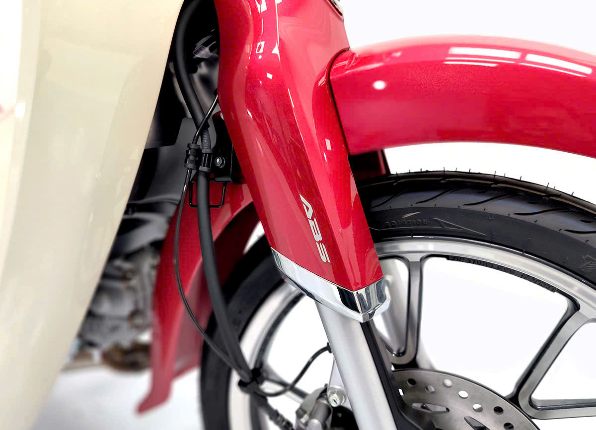 Honda Super C125 ABS, Nhập Nhật, Chính Hãng Màu Đỏ Cuối Cùng tại Gia Lai