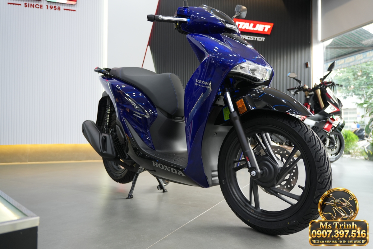 Trang bị ABS hai kênh và HSTC trên Honda SH150 Vetro Blue Hình ảnh Honda SH150 Vetro Blue 2027 minh họa trang bị an toàn ABS 2 kênh và HSTC