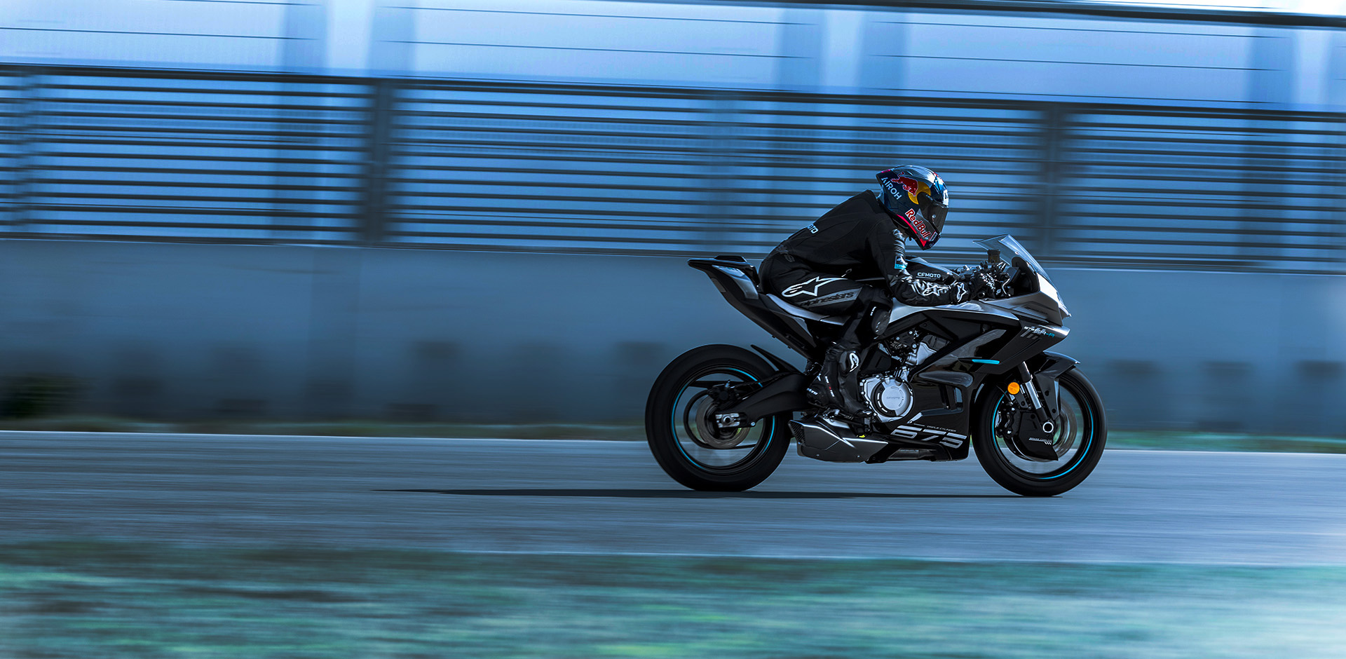 CF Moto 675SR-R 2025 3 Xi Lanh Ngang, Siêu Thể Thao, Giá Rẻ tại Gia Lai